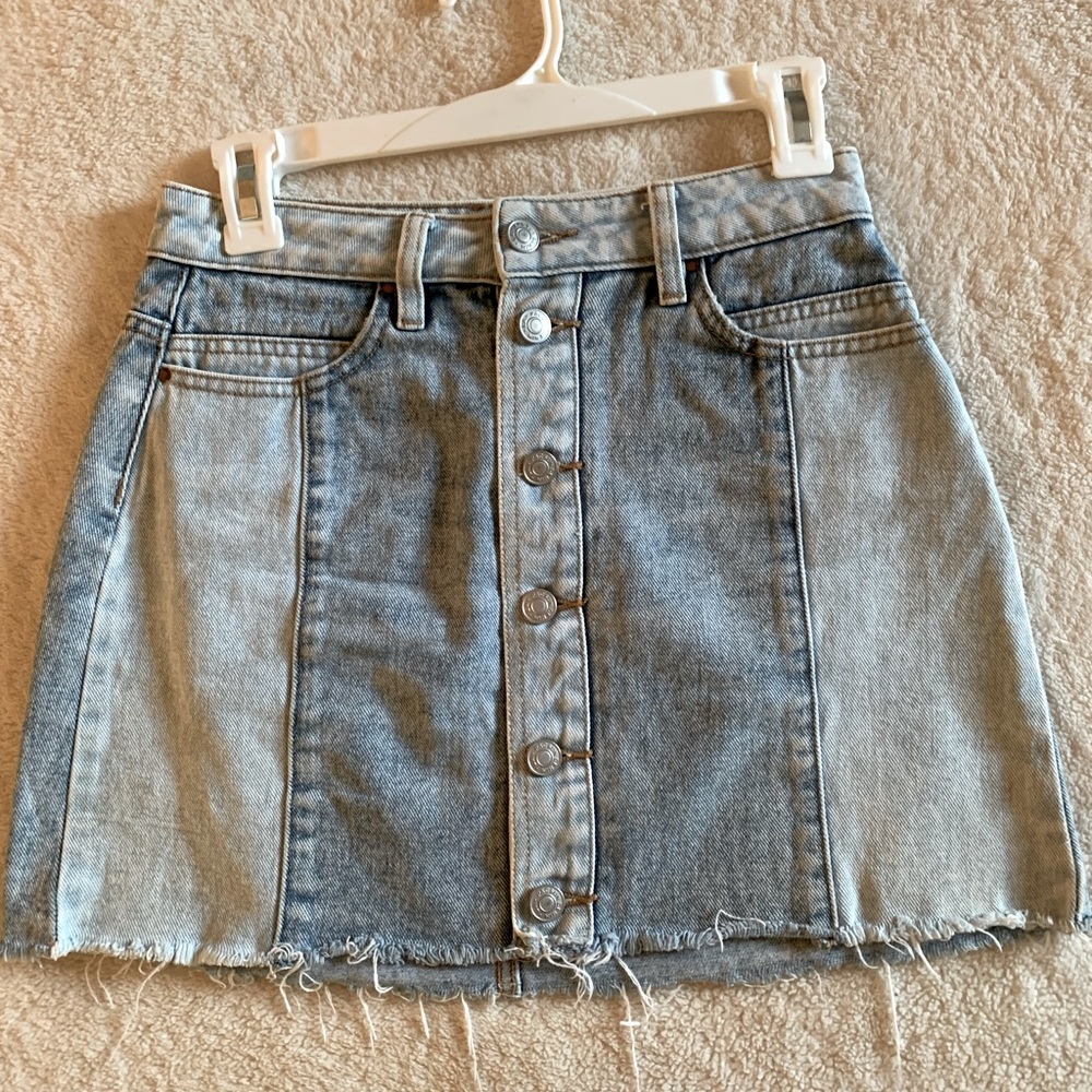 Women’s mini jean skirt